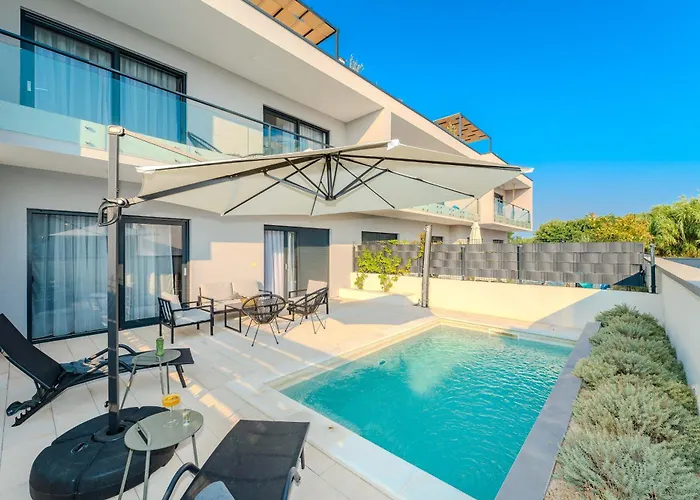 Beachfront Azzurro With Seaview 빌라 *