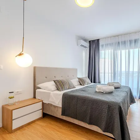 Villa Beachfront Azzurro With Seaview *